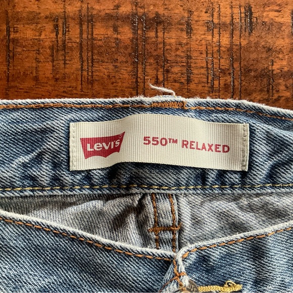 Levi’s cut off Jean shorts - Picture 5 of 5